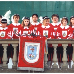 Der Fanfarenzug im Gruppenbild auf der Mainau.