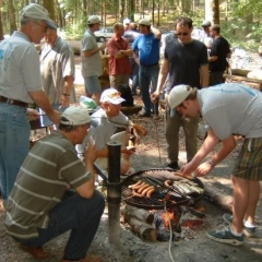 Die Clowngruppe beim Vatertag: In den Pausen wurde gegrillt.