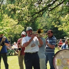 Die Clowngruppe beim Vatertag: Spieltermin beim Bauer Litz in Freudenthal.