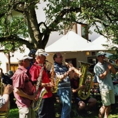 Die Clowngruppe beim Vatertag: Spieltermin beim Bauer Litz in Freudenthal.