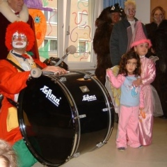 Schmutziger Donnerstag: Befreiung des Bruder-Klaus-Kindergarten.