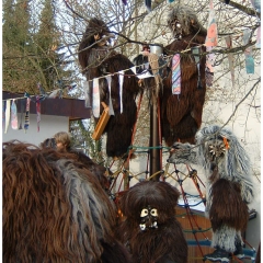 Schmutziger Donnerstag: Besuch im Kindergarten Maria Hilf.