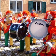 Rosenmontag: Die Clowngruppe besuchte traditionell den Hindenburgblock.