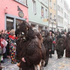 Umzug Fasnachtssonntag: Der Schneeschreck beim Umzug.