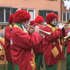 Rosenmontag: Besuch im Hindenburgblock bei der Familie Zachenbacher.