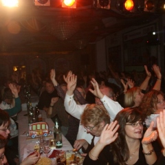 11.11. in der Linde: Das Publikum war bereits in bester Stimmung.