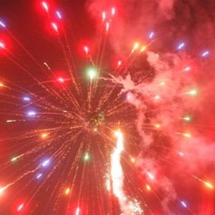 Narrenbaumstellen auf dem Gottmannplatz: Nach dem Stellen des Baumes gab es noch ein kleines Feuerwerk.