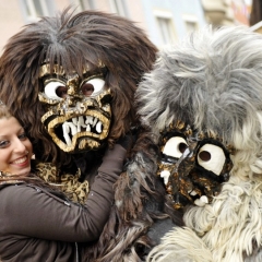 Fasnachtssonntag, Umzug in der Stadt: Der Schneeschreck bildete den Abschluß der Schneckenburg.