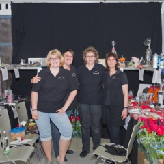 Männerballett-Treffen vom Schneeschreck: Das Tombola-Team stand nun bereit.