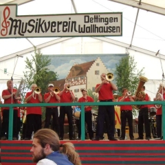 Vatertag der Clowngruppe: Am Schluss spielte man noch auf dem Bergfest vom Musikverein Dettingen.