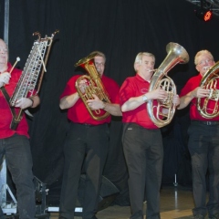 Männerballett-Treffen vom Schneeschreck: Zum Auftakt spielte die Clowngruppe.