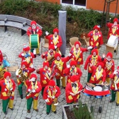 Am Rosenmontag besuchte die Clowngruppe das Don Bosco Haus.