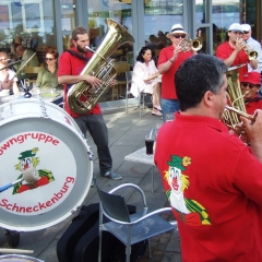 Die Clowngruppe auf dem Vatertagsausflug auf die Insel Reichenau.