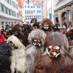 Umzug am Fasnachtssonntag: Der Schneeschreck schloss sich an.