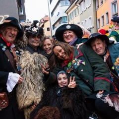 Umzug am Fasnachtssonntag: Nach dem Umzug hatte man noch viel Spaß zusammen.