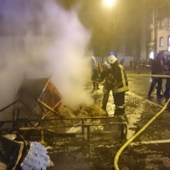 Verbrennung auf dem Stephansplatz: Sie wurde aber sofort von der Feuerwehr wieder gelöscht.