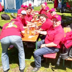 Die Clowngruppe beim Vatertagsausflug auf der Reichenau.