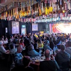 11.11. der Schneckenburg: Der Abend fand ein zweites Mal in der Halle der Waldorfschule statt.