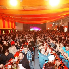 Ballett-Treffen Schneckenbürgler Schneeschreck: Im vollbesetzten Saal herrschte eine tolle Stimmung. (Bild: Oliver Hanser)