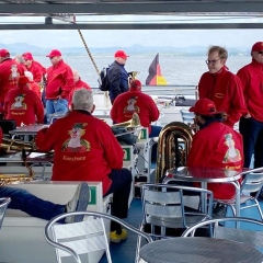 Vatertagsausflug der Clowngruppe: Überfahrt von Radolfzell auf die Reichenau.