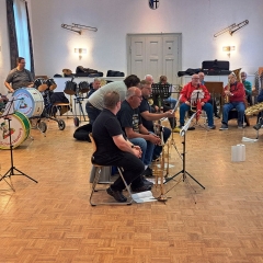 Die Clowngruppe am Probenwochenende im Probelokal des Musikvereins Eintracht Petershausen.