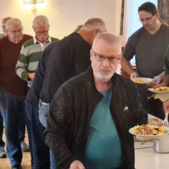 Nach der Probe gab es noch ein geselliges Zusammensein mit Essen und Getränken.