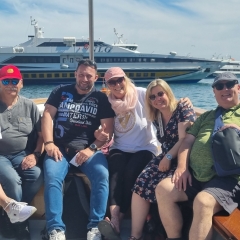 Clowngruppe in Neapel: Besuch in Capri.