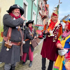 Schmutziger Donnerstag: Die Schneckenburg bei Rahmings.