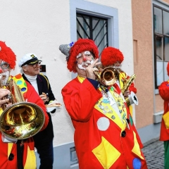 Schmutziger Donnerstag: Die Clowngruppe auf der Gass.